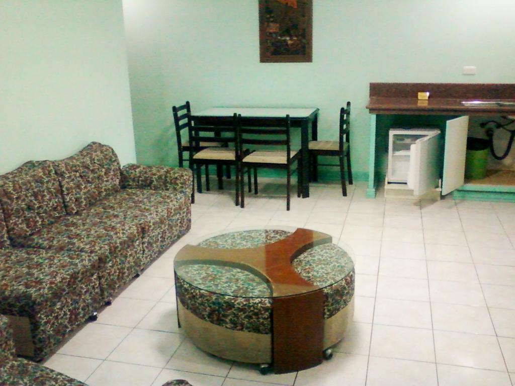 Oyo 765 Ibay Zion Hotel Baguio City Zimmer foto